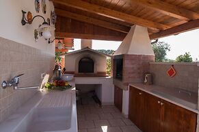 TD Villa Luna Trulli with Large Pool