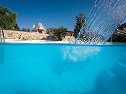 TD Villa Luna Trulli with Large Pool