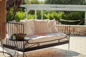 TD Villa Luna Trulli with Large Pool