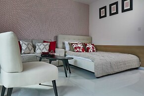 Praga Elegant Studio