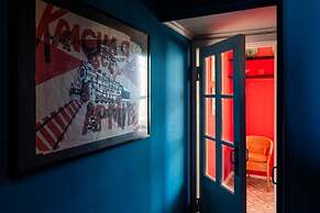 Prime Host apartments on Patriarch Ponds