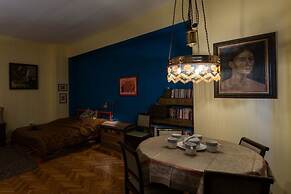 Prime Host apartments on Patriarch Ponds