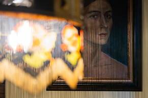 Prime Host apartments on Patriarch Ponds