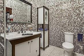 Prime Host apartments on Mosfilmovskaya