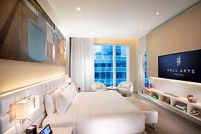 HALL Arts Hotel Dallas, Curio Collection by Hilton