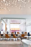 HALL Arts Hotel Dallas, Curio Collection by Hilton