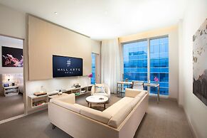 HALL Arts Hotel Dallas, Curio Collection by Hilton