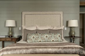 Eleven Scarp Ridge Lodge