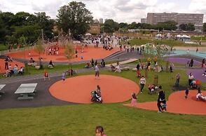 Lynbrook  Guests House