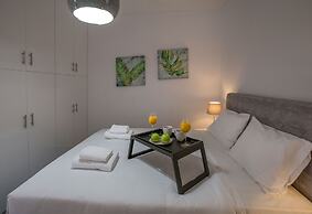 Roomy & Comfortable Apt Near Acropolis by GHH