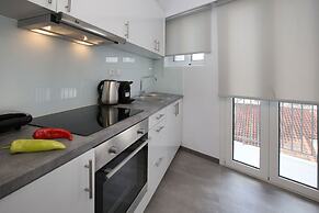 Roomy & Comfortable Apt Near Acropolis by GHH