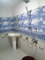 Thevindu guest & red mud resturent