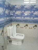 Thevindu guest & red mud resturent