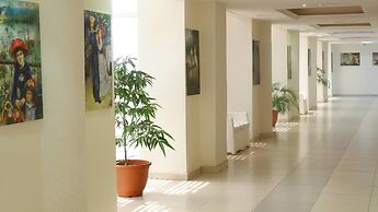 Caesar'S Luxury Hotel