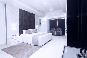 Caesar'S Luxury Hotel