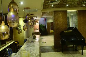 Caesar'S Luxury Hotel