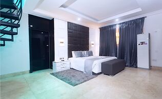 Caesar'S Luxury Hotel