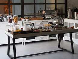 Enetiko Resort Hotel