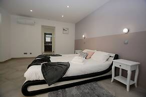Carvoeiro B&B and SPA