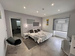 Carvoeiro B&B and SPA