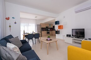 Narcissos Villa Doria