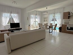Narcissos Villa 2