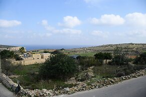 Simar Farmhouse