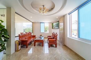 Capital O 215 An Duc Hotel Da Nang