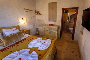 Eagle Cave Inn