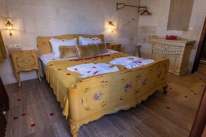 Eagle Cave Inn