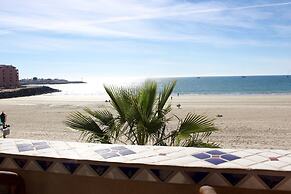 Las Gaviotas 2BR 402 by Casago
