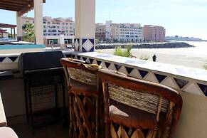 Las Gaviotas 2BR 402 by Casago