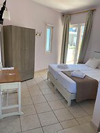 Girogiali Hotel
