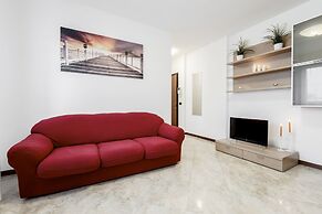 Suitelowcost Humanitas Apartment