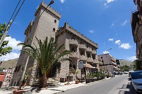 Hotel Castello di Giuliano