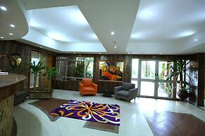 La Cour Hotel Apartments