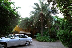 La Cour Hotel Apartments