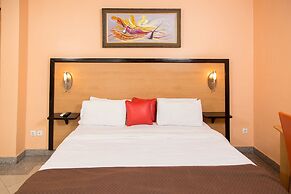 La Cour Hotel Apartments