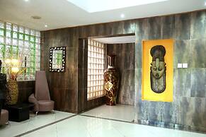 La Cour Hotel Apartments