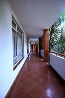 La Cour Hotel Apartments