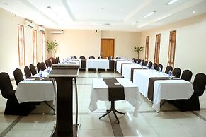 La Cour Hotel Apartments