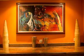 La Cour Hotel Apartments