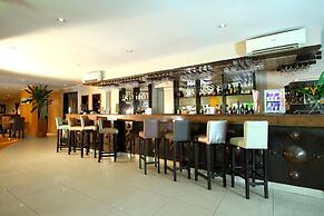 La Cour Hotel Apartments