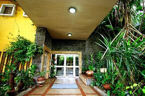 La Cour Hotel Apartments