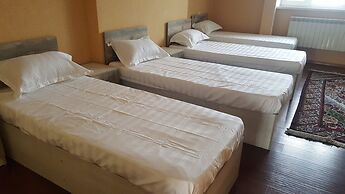 Pamir Hotel-Hostel
