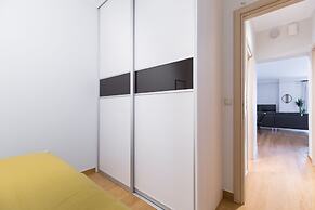 UPSTREET Stylish & Spacious 2BD Apt-Thiseio
