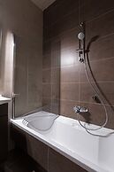 UPSTREET Stylish & Spacious 2BD Apt-Thiseio