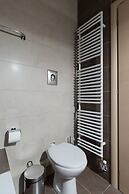 UPSTREET Stylish & Spacious 2BD Apt-Thiseio