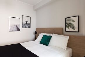 UPSTREET Stylish & Spacious 2BD Apt-Thiseio