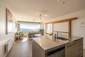Apartment On The Beach